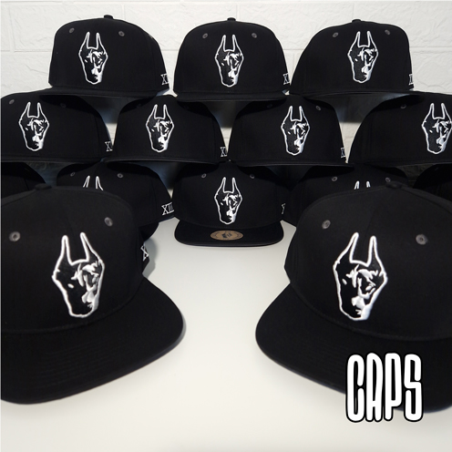 Caps